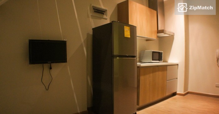                                     1 Bedroom
                                 Makati - 1BR condo (loft type) - Gramercy Residences (22nd floor) big photo 12