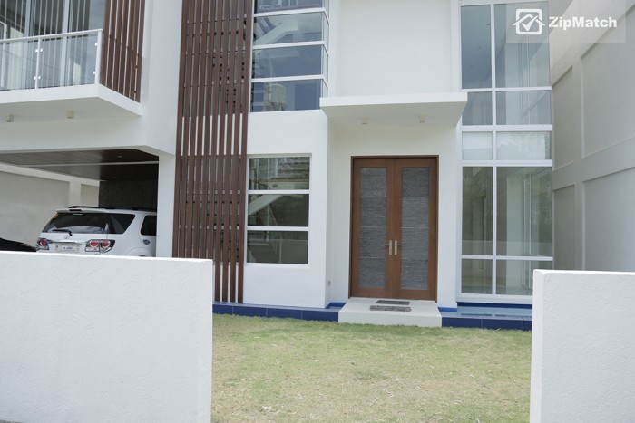                                     4 Bedroom
                                 4 Bedroom House and Lot For Rent in Mahogany Place 3 big photo 2