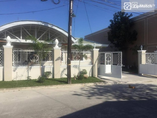                                     4 Bedroom
                                 4 Bedroom House and Lot For Rent in cutcut big photo 13