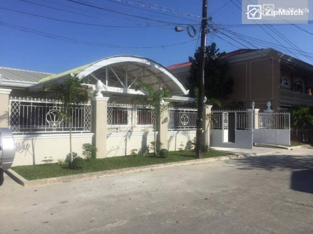                                     4 Bedroom
                                 4 Bedroom House and Lot For Rent in cutcut big photo 14