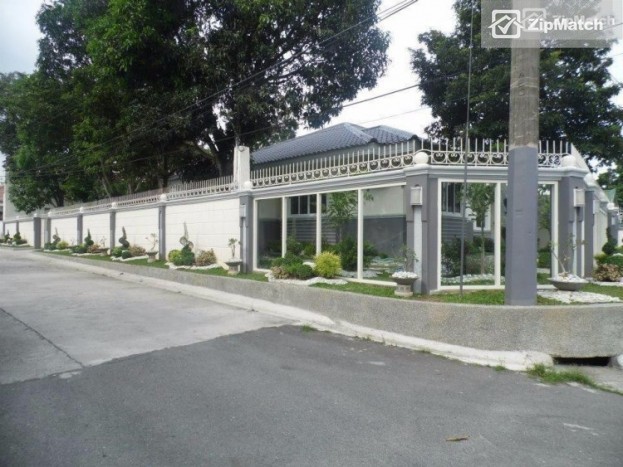                                     4 Bedroom
                                 4 Bedroom House and Lot For Rent in Sto. Domingo big photo 11