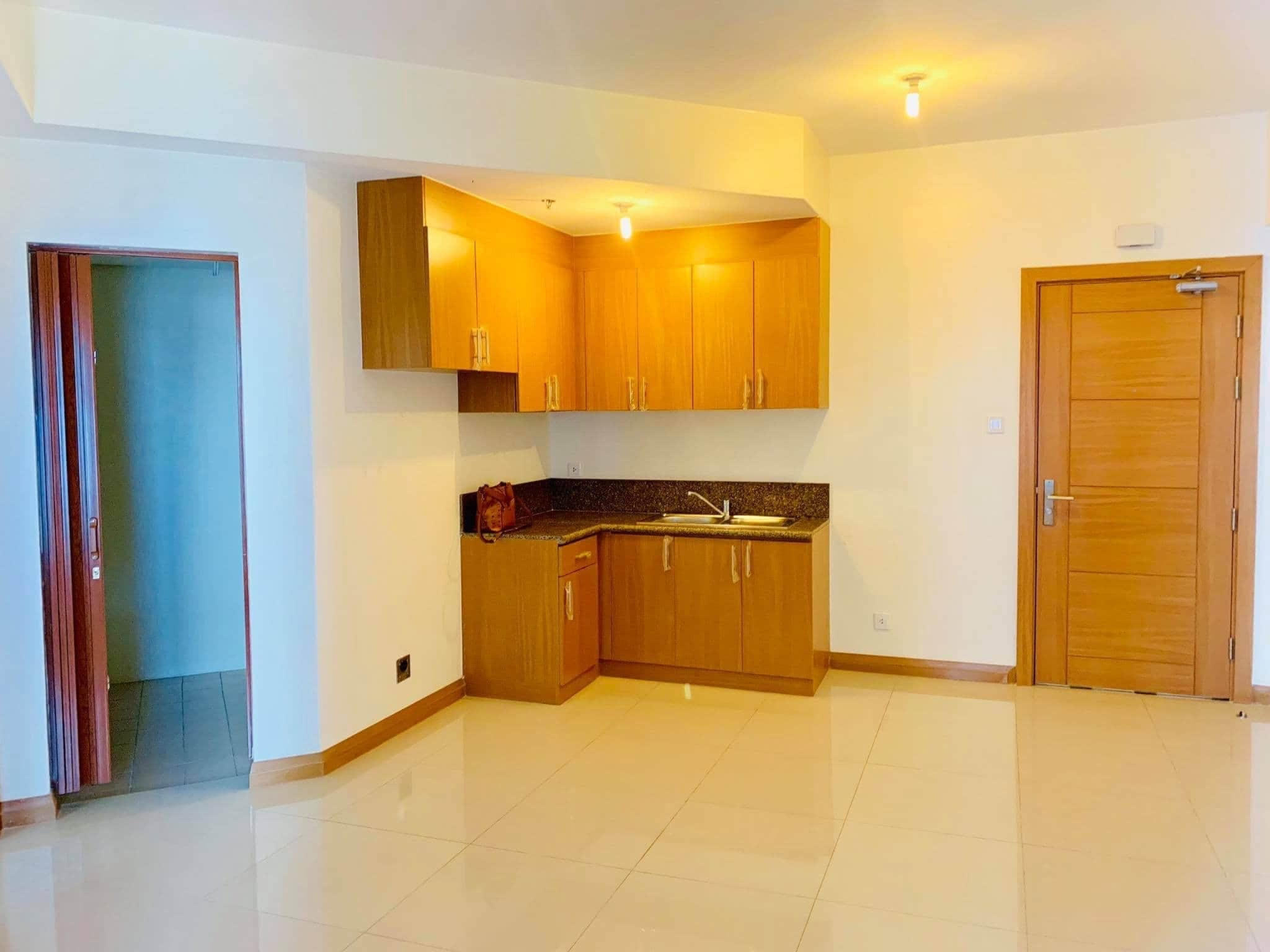                                     1 Bedroom
                                 1 Bedroom Condominium Unit in The Trion Towers big photo 4