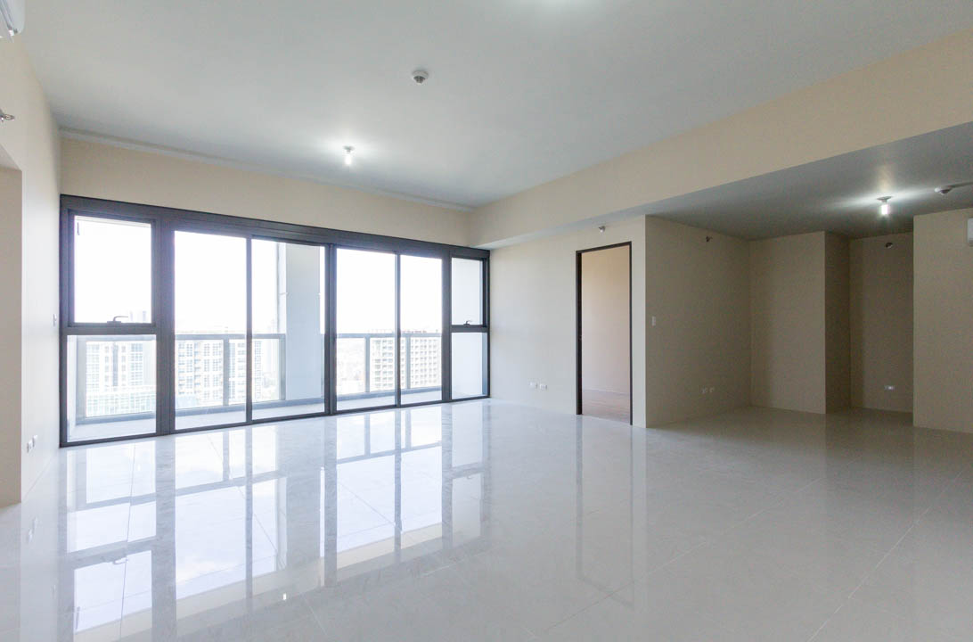                                     4 Bedroom
                                 4 Bedroom Condominium Unit in Bonifacio Global City big photo 1