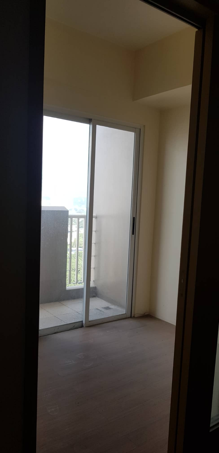                                     1 Bedroom
                                 1 Bedroom Condominium Unit in Pio del Pilar big photo 4