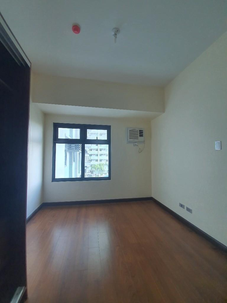                                     1 Bedroom
                                 1 Bedroom Condominium Unit in Magnolia Residences big photo 3