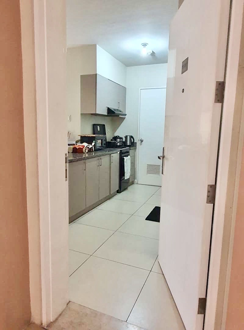                                     3 Bedroom
                                 3 Bedroom Condominium Unit in Cubao big photo 1