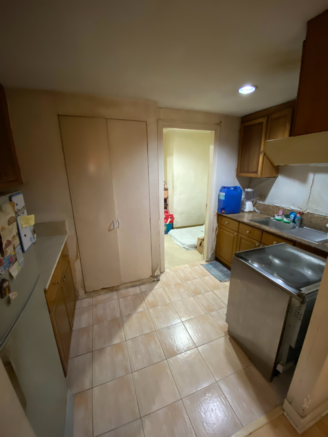                                     3 Bedroom
                                 3 Bedroom Condominium Unit in West of Ayala big photo 4