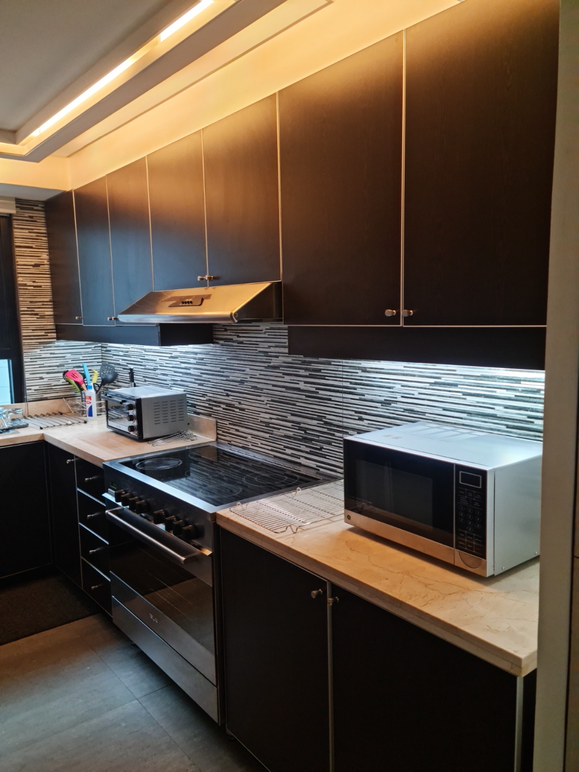                                     2 Bedroom
                                 2 Bedroom Condominium Unit in The Fort Residences big photo 1