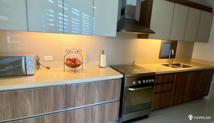                                     2 Bedroom
                                 2 Bedroom Condominium Unit in Arya Residences big photo 12