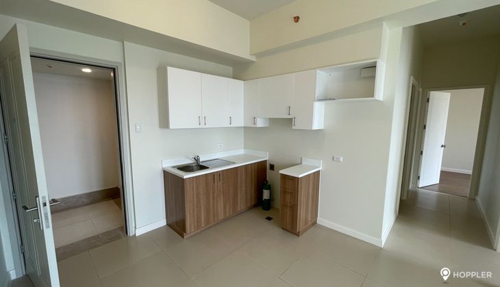                                     2 Bedroom
                                 2 Bedroom Condominium Unit in The Vantage at Kapitolyo big photo 3