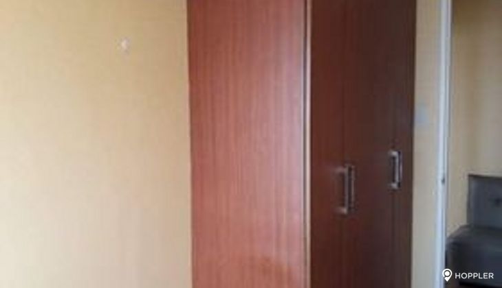                                     2 Bedroom
                                 2 Bedroom Condominium Unit in Victoria De Makati big photo 3