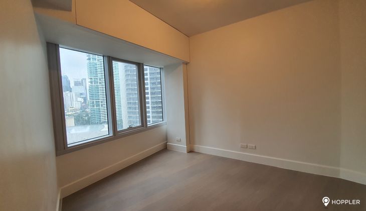                                     2 Bedroom
                                 2 Bedroom Condominium Unit in The Proscenium Residences big photo 29