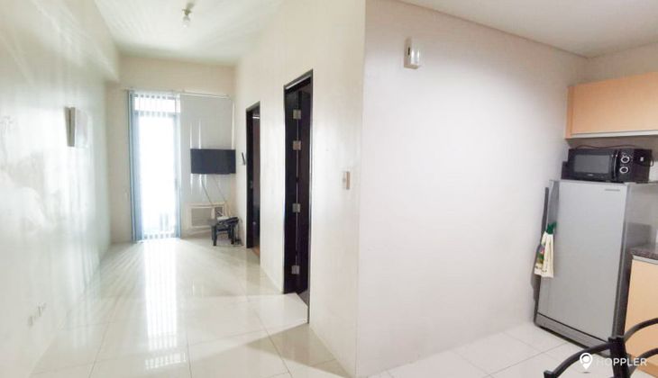                                     2 Bedroom
                                 2 Bedroom Condominium Unit in Cypress Towers big photo 6