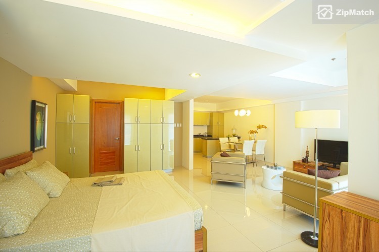                                     2 Bedroom
                                 2 Bedroom Condominium Unit For Sale in Fairway Residences big photo 2