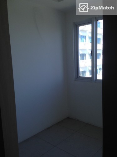                                     1 Bedroom
                                 1 Bedroom Condominium Unit For Sale in Berkeley Residences big photo 2