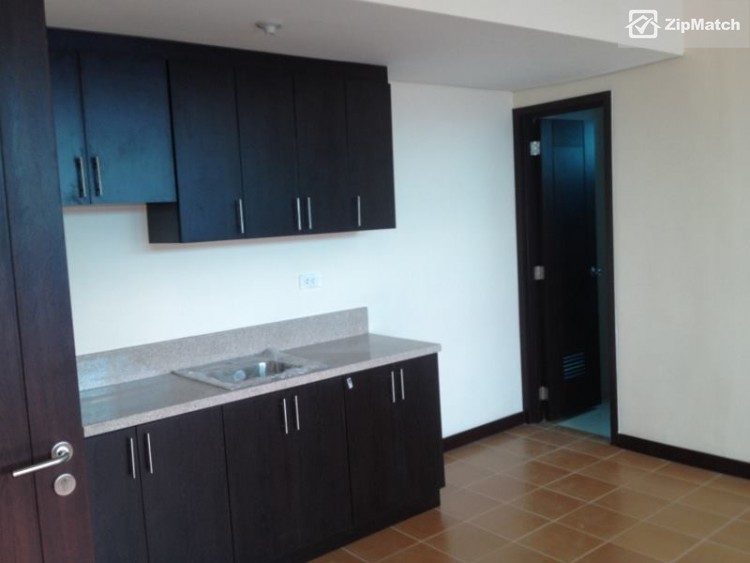                                     2 Bedroom
                                 2 Bedroom Condominium Unit For Sale in Pioneer Woodlands big photo 3