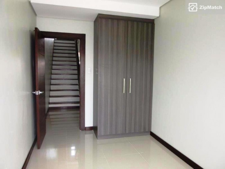                                     6 Bedroom
                                 6 Bedroom Townhouse For Sale in UP Village Townhouse big photo 9