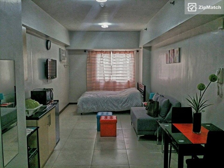                                     0
                                 Studio Type Condominium Unit For Rent in The Columns Legazpi Village big photo 1