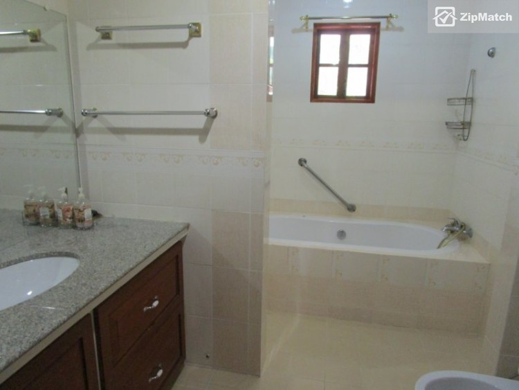                                     4 Bedroom
                                 4 Bedroom House and Lot For Sale big photo 12