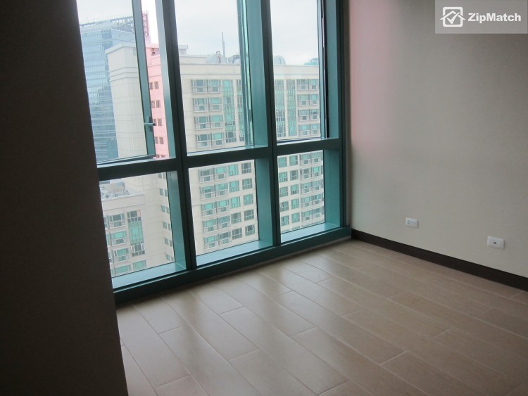                                     2 Bedroom
                                 2 Bedroom Condominium Unit For Sale in 8 Forbes Town Road big photo 1