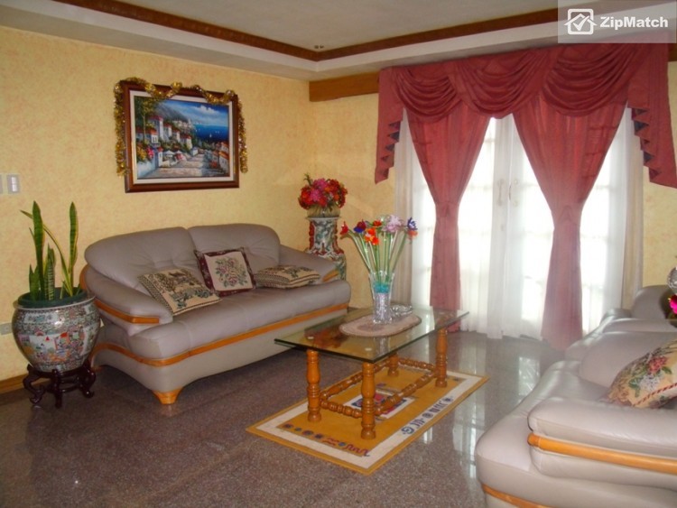                                     7 Bedroom
                                 7 Bedroom House and Lot For Sale in Royale Tagaytay Golf and Country Club big photo 2