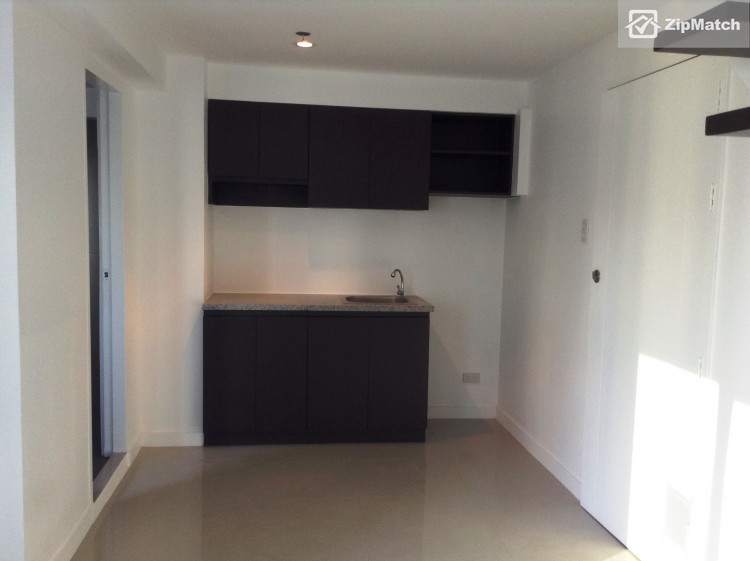                                     2 Bedroom
                                 2 Bedroom Condominium Unit For Sale in Fort Victoria big photo 3