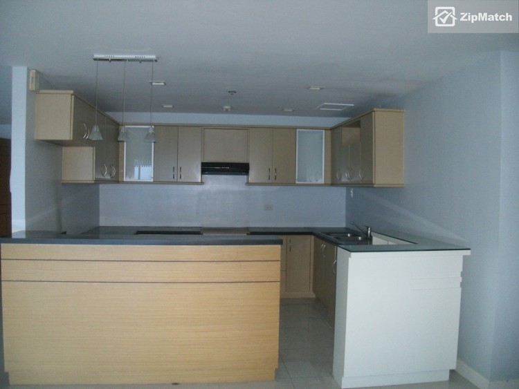                                     3 Bedroom
                                 3 Bedroom Condominium Unit For Rent in Pearl of the Orient big photo 4