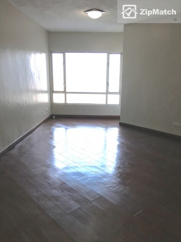                                     2 Bedroom
                                 2 Bedroom Condominium Unit For Sale in Regalia Park Towers big photo 1