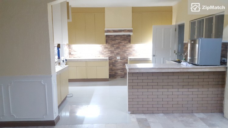                                     4 Bedroom
                                 4 Bedroom House and Lot For Sale in Bf Homes Paranaque big photo 6