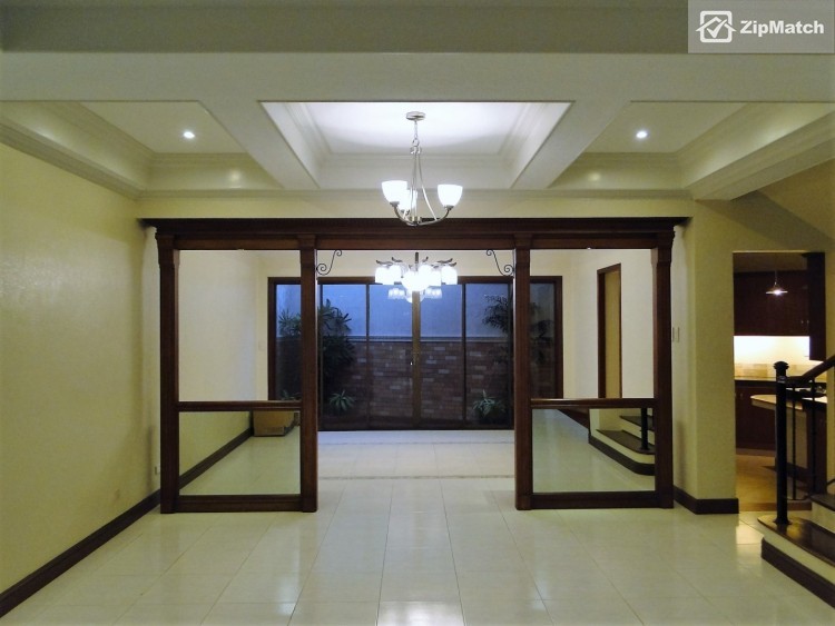                                     8 Bedroom
                                 8 Bedroom Townhouse For Sale in Townhouse big photo 1