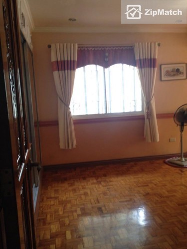                                     5 Bedroom
                                 5 Bedroom House and Lot For Sale in Greenwoods Executive Village big photo 48