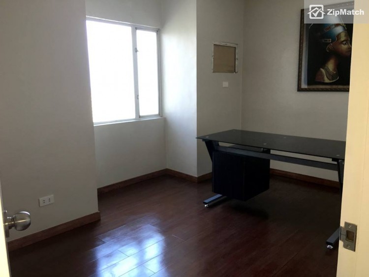                                     2 Bedroom
                                 2 Bedroom Condominium Unit For Sale in Regalia Park Towers big photo 5