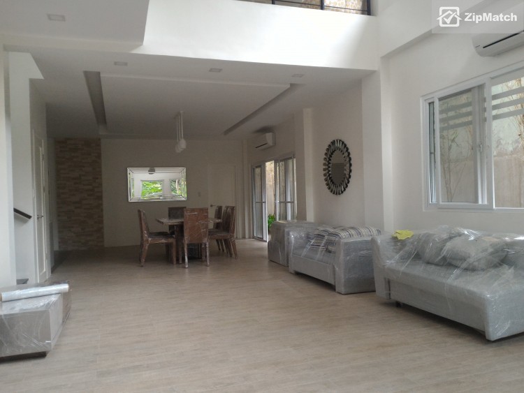                                     4 Bedroom
                                 4 Bedroom House and Lot For Sale in Maria Luisa big photo 1