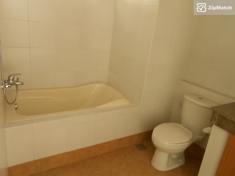                                     0
                                 Studio Type Condominium Unit For Sale in The Lee Gardens big photo 3