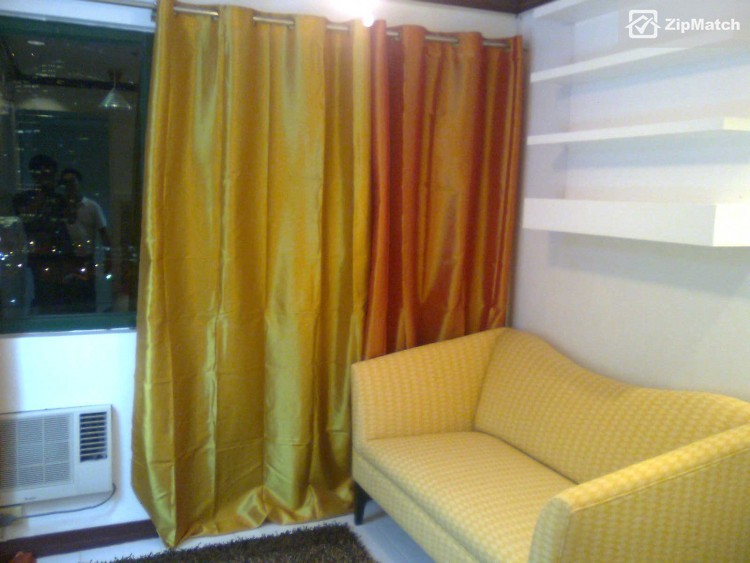                                     0
                                 Studio Type Condominium Unit For Sale in The Palm Towers big photo 5