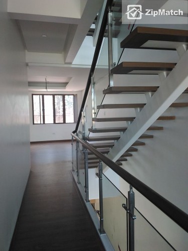                                     4 Bedroom
                                 4 Bedroom Townhouse For Sale in Kapitolyo Townhouse big photo 1