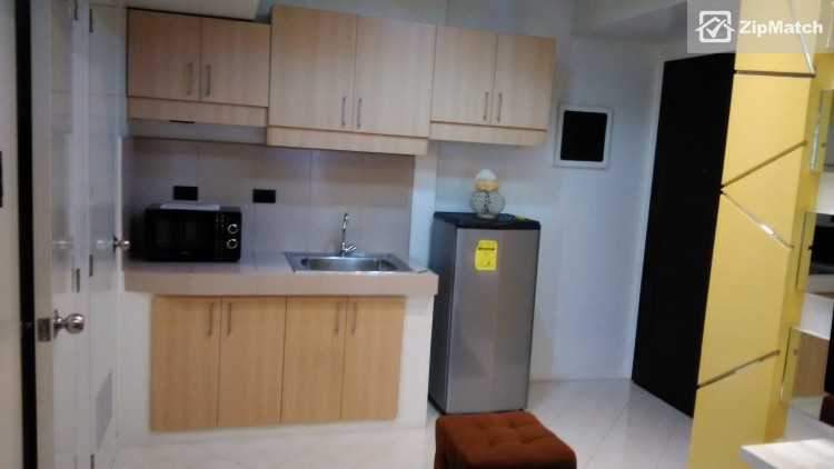                                     1 Bedroom
                                 1 Bedroom Condominium Unit For Sale in Grand Central Residences big photo 2