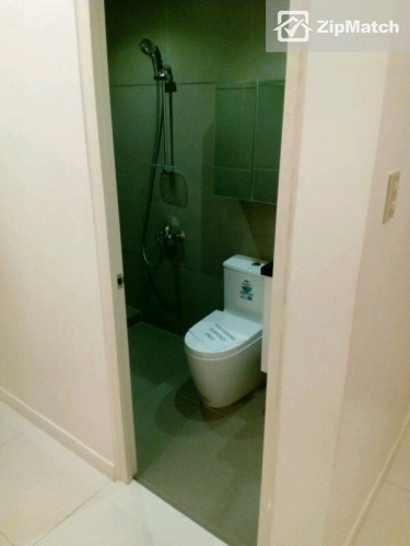                                     0
                                 Studio Type Condominium Unit For Sale in Victoria De Malate big photo 5