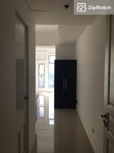                                     0
                                 Studio Type Condominium Unit For Rent in The ONE Torre de Santo Tomas big photo 8