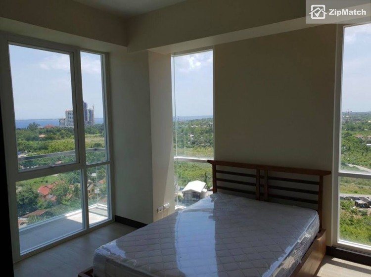                                     1 Bedroom
                                 1 Bedroom Condominium Unit For Sale in 8 newtown big photo 17