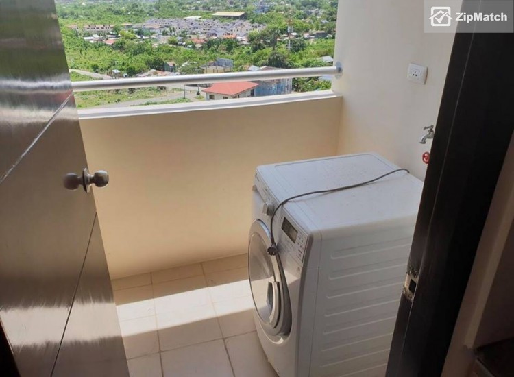                                     1 Bedroom
                                 1 Bedroom Condominium Unit For Sale in 8 newtown big photo 14