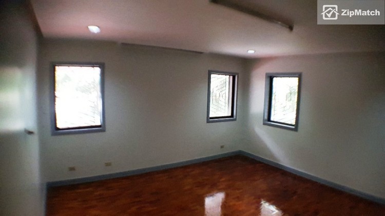                                     8 Bedroom
                                 8 Bedroom House and Lot For Sale in Urdaneta Village big photo 27