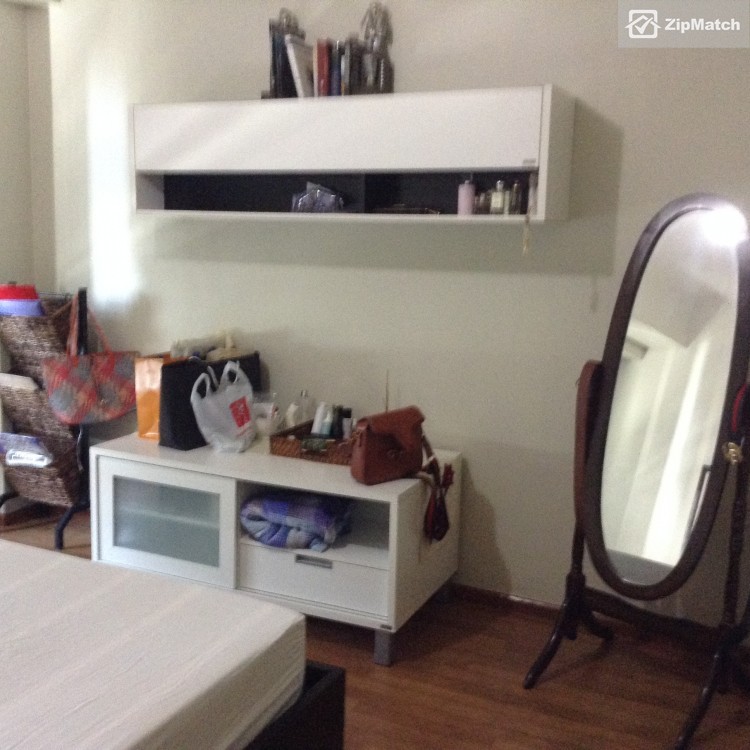                                     1 Bedroom
                                 1 Bedroom Condominium Unit For Sale in Two Serendra big photo 8