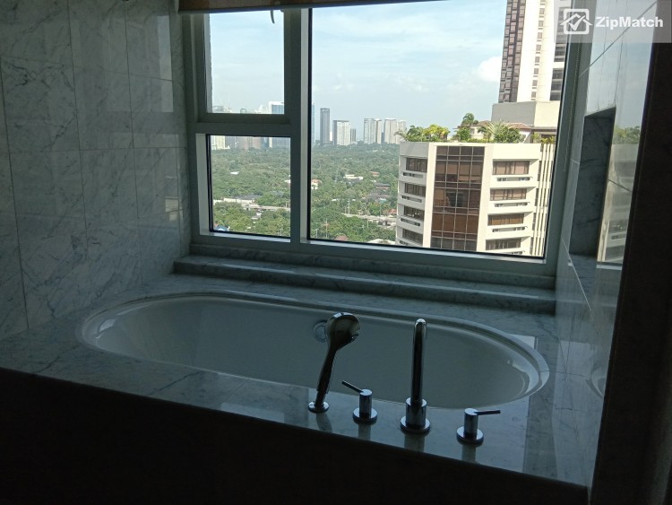                                     3 Bedroom
                                 3 Bedroom Condominium Unit For Sale in Discovery Primea big photo 8