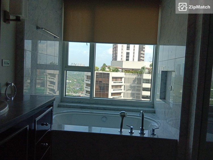                                     3 Bedroom
                                 3 Bedroom Condominium Unit For Sale in Discovery Primea big photo 4