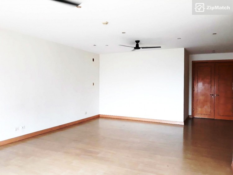                                     2 Bedroom
                                 2 Bedroom Condominium Unit For Sale in Regent Parkway big photo 5