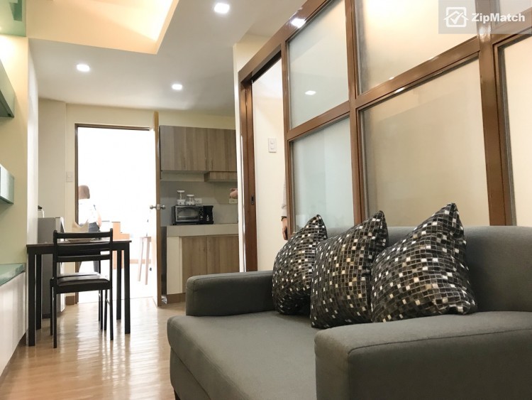                                     1 Bedroom
                                 1 Bedroom Condominium Unit For Sale in Pines Peak Tower big photo 1