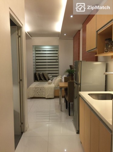                                     0
                                 Studio Type Condominium Unit For Sale in Victoria De Morato big photo 5