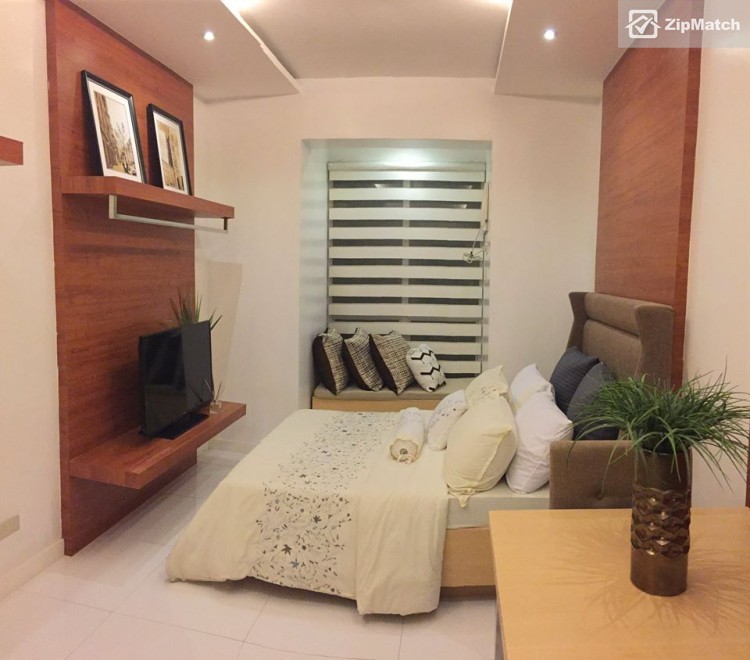                                     0
                                 Studio Type Condominium Unit For Sale in Victoria De Morato big photo 4