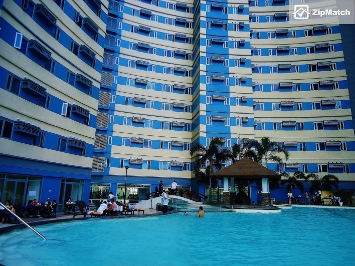                                     1 Bedroom
                                 1 Bedroom Condominium Unit For Sale in The Grand Towers big photo 3